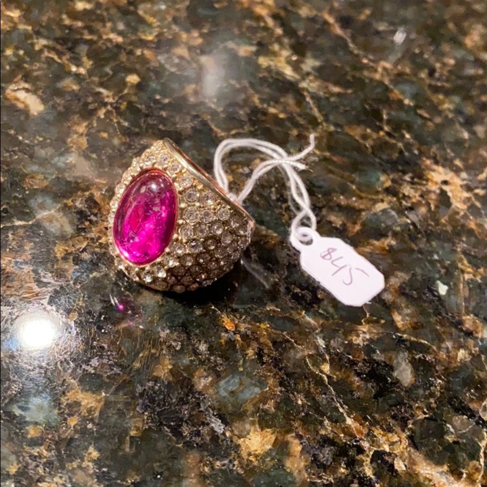 Statement Ring - Picture 3 of 3